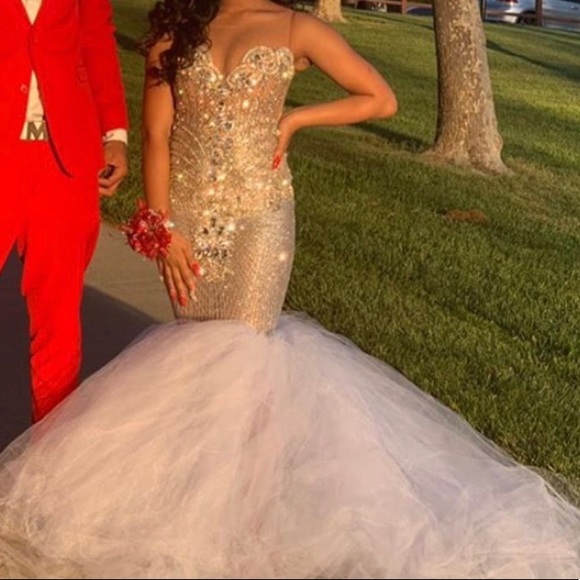 Prom Dress - Picture 2 of 7